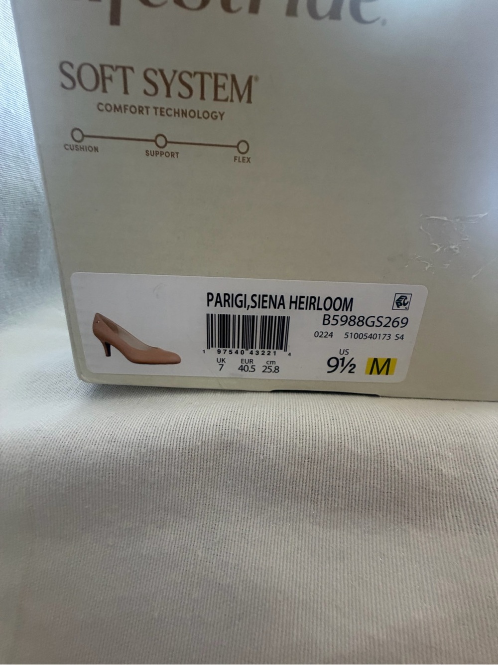 Life Stride Women's camel/Sienna Mid Heel Pumps - Picture 3 of 3